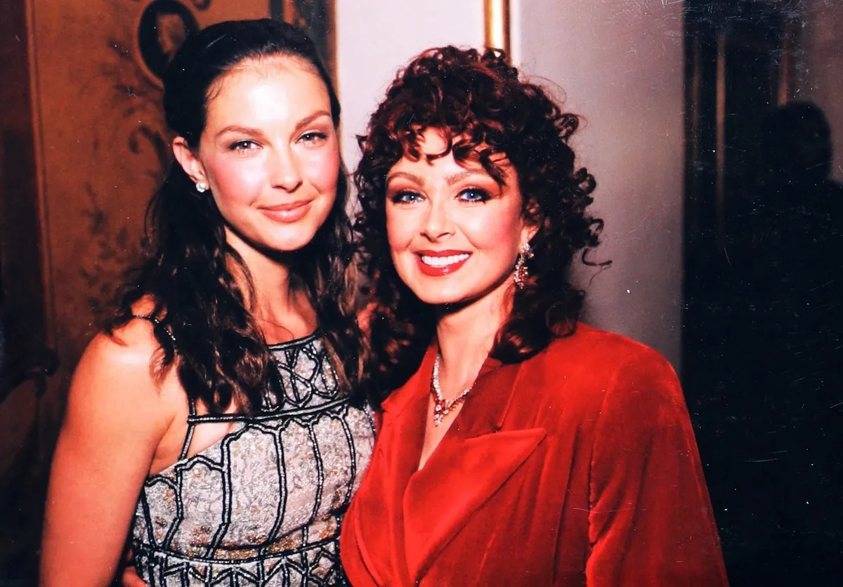 Ashley Judd with her mother Naomi Judd