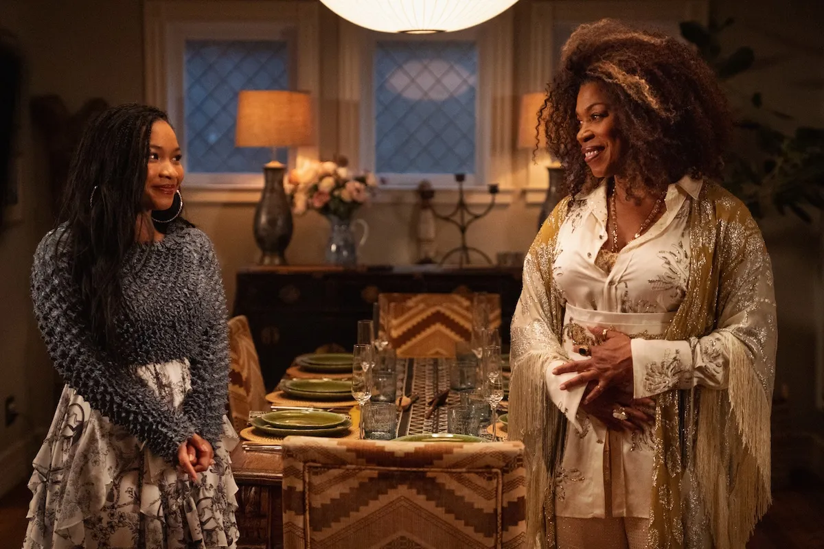 Delilah and Aunt Vi smiling at each other in 'The Equalizer' series finale