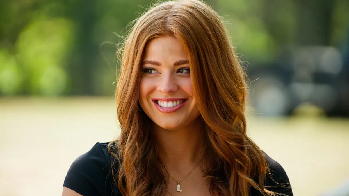 Smiling red-haired Keeley in 'Farmer Wants a Wife' Season 3