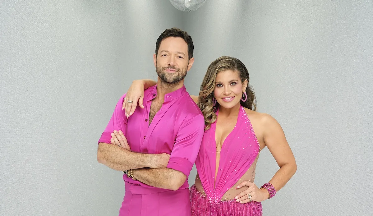 Pasha Pashkov and Danielle Fishel from 'Dancing With the Stars' Season 34 in pink costumes