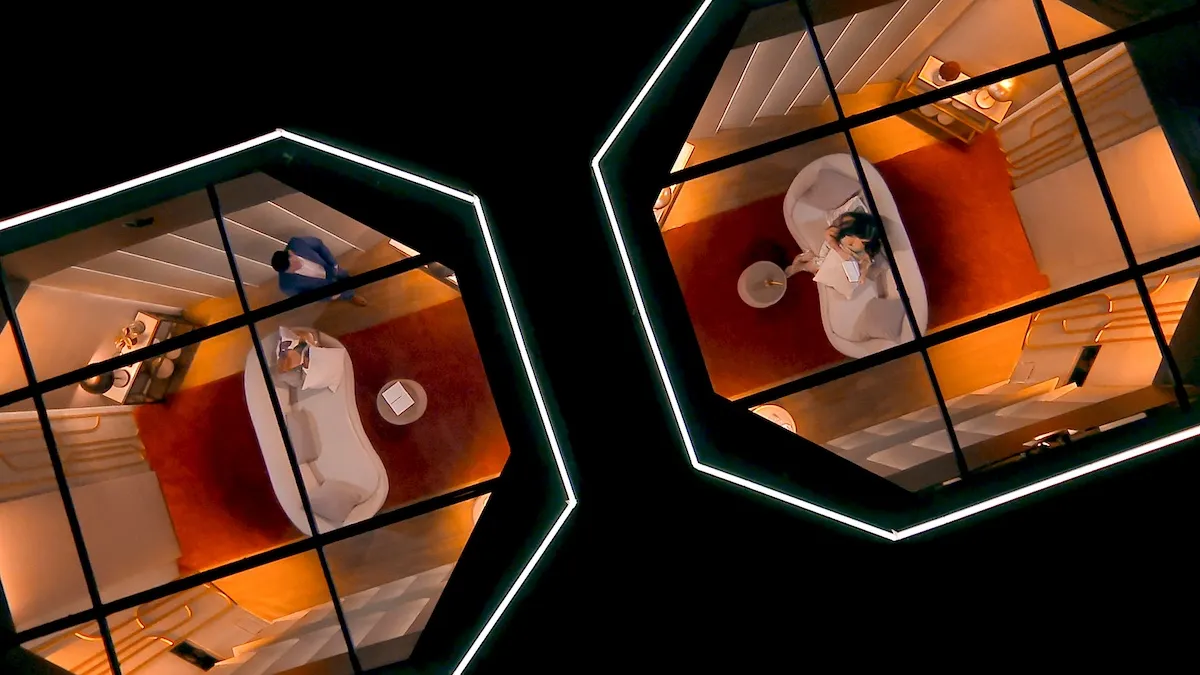 Overhead view of Anna and Patrick in the pods on 'Love Is Blind' Season 9