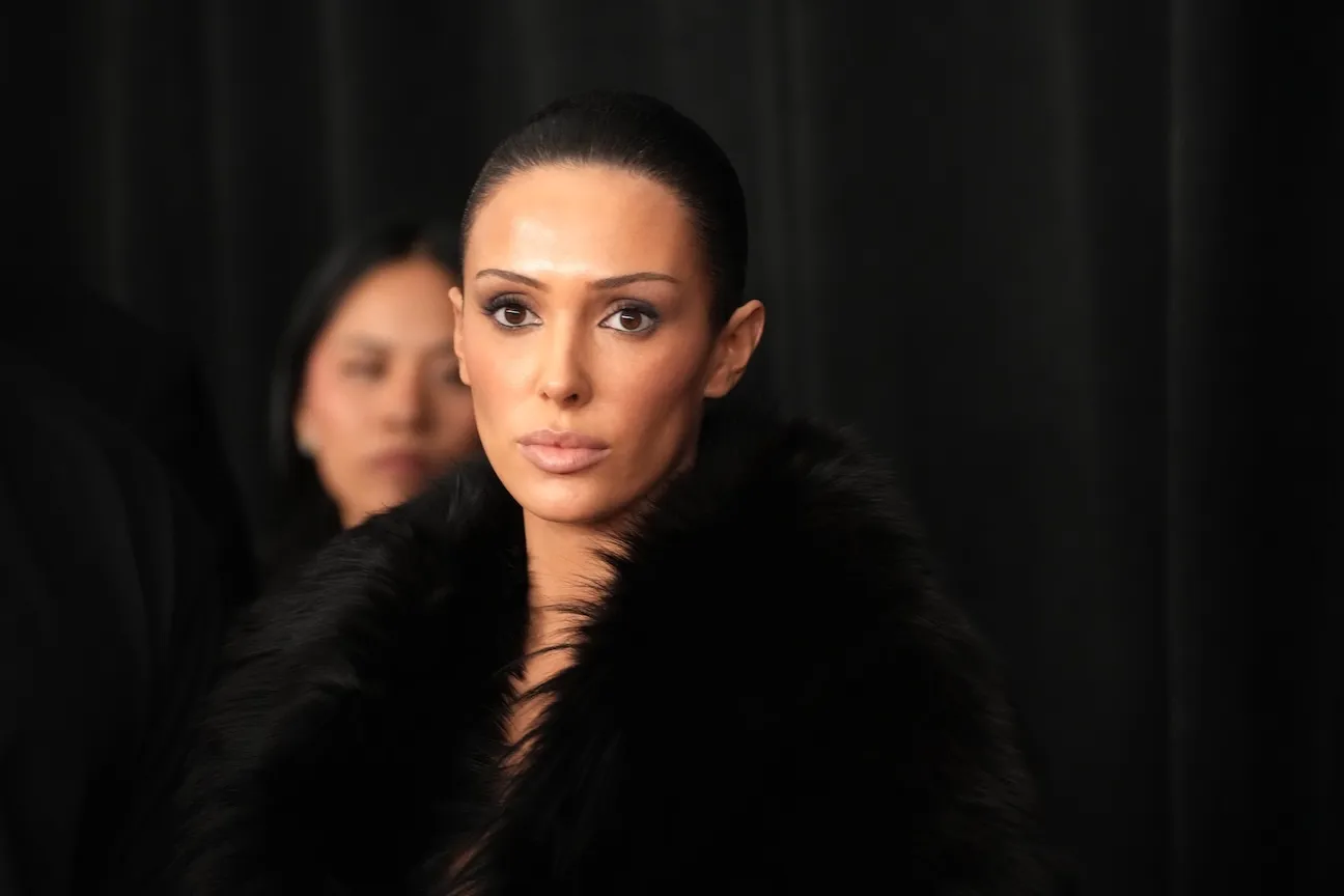 Bianca Censori Tags Marc Jacobs in Mysterious Posts