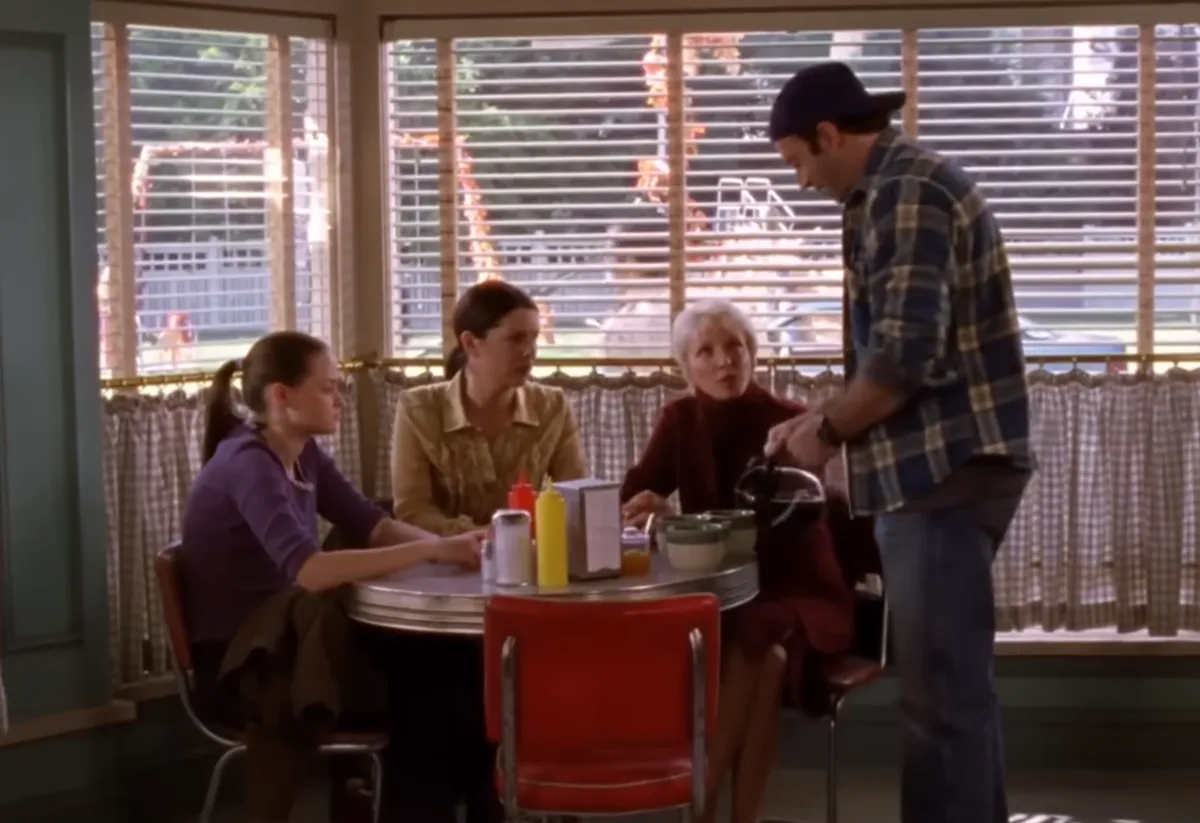 Is Lauren Graham’s Coffee Order Different From Lorelai Gilmore’s?
