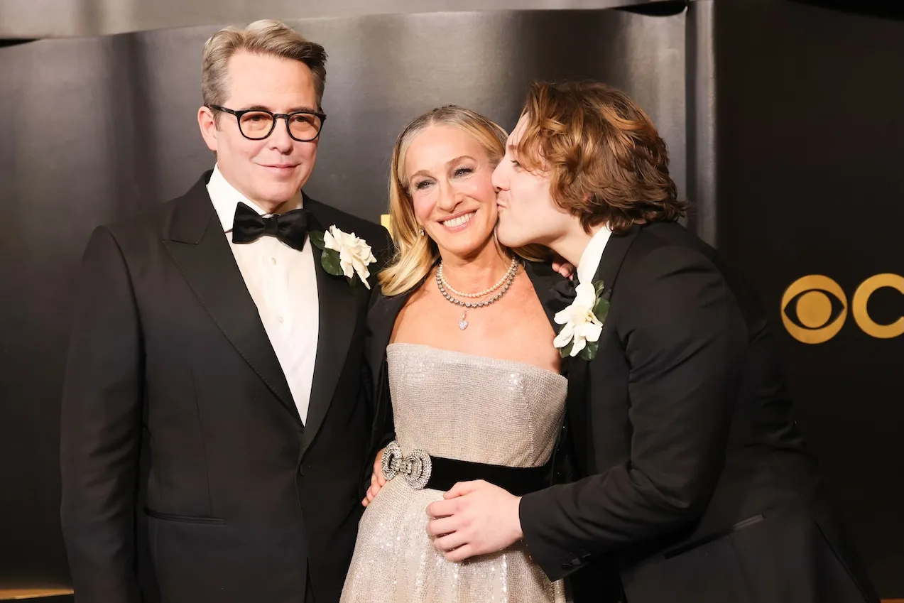 Matthew Broderick, Sarah Jessica Parker, and James Wilkie Broderick posing at the CBS series Golden Eve ahead of the Golden Globes