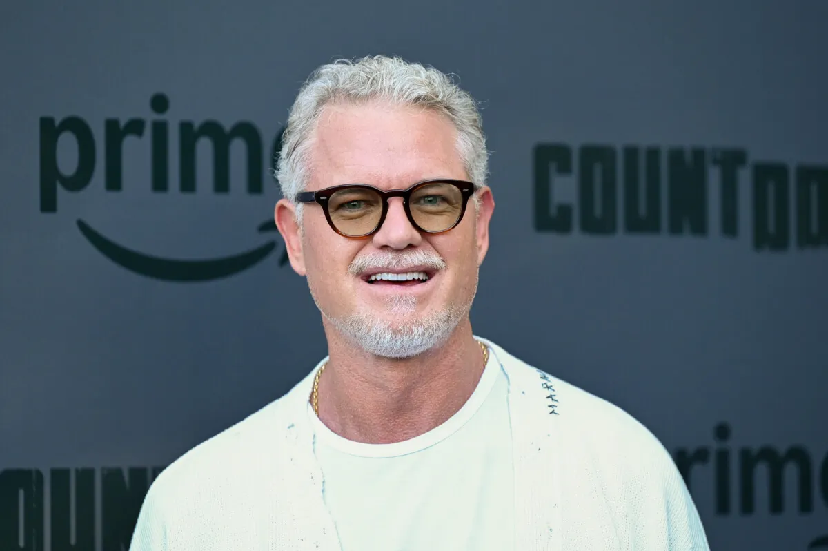Eric Dane wears a white shirt and glasses.