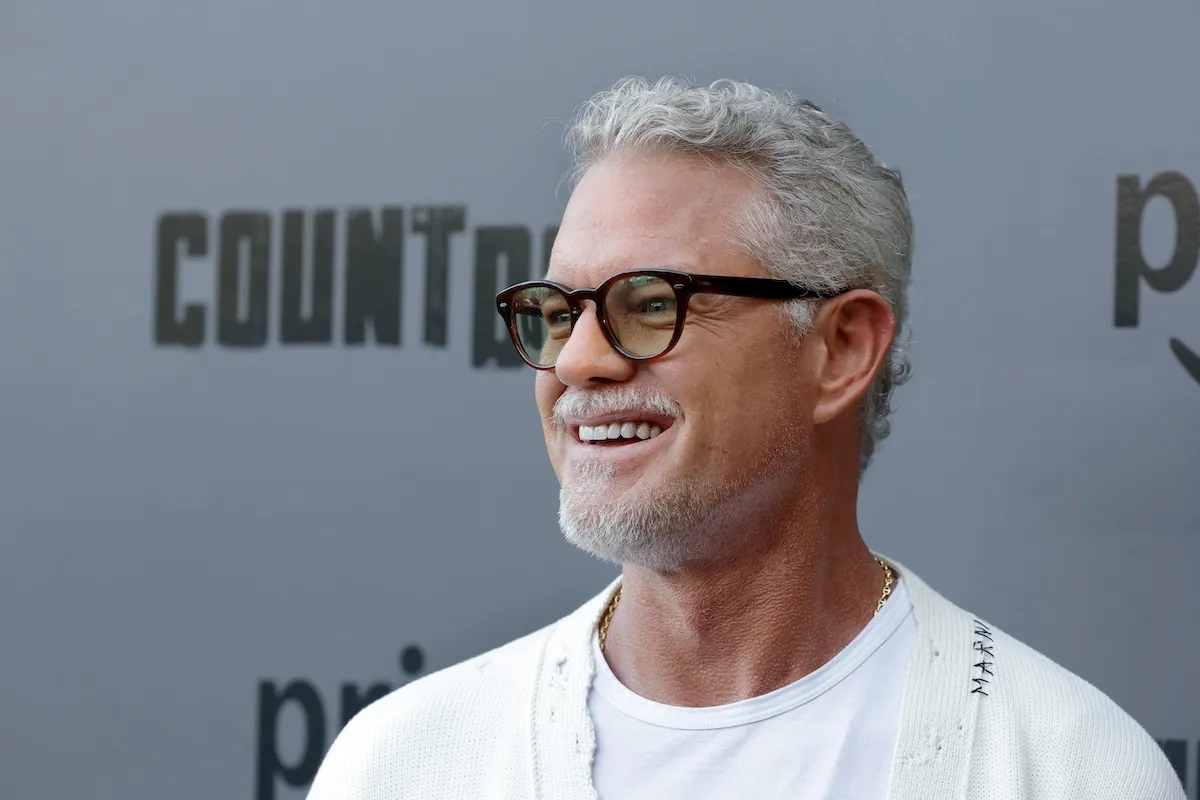 Eric Dane in glasses and a white shirt