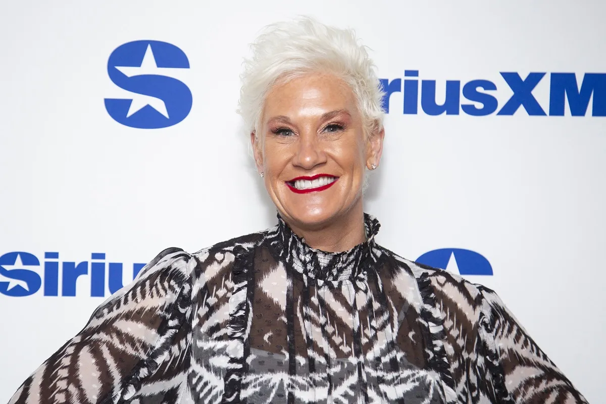 Anne Burrell visits SiriusXM Studios on October 16, 2024 in New York City.