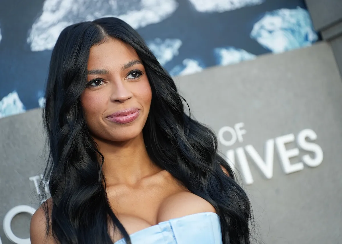 Layla Taylor of 'The Secret Lives of Mormon Wives' wearing a light blue strapless dress