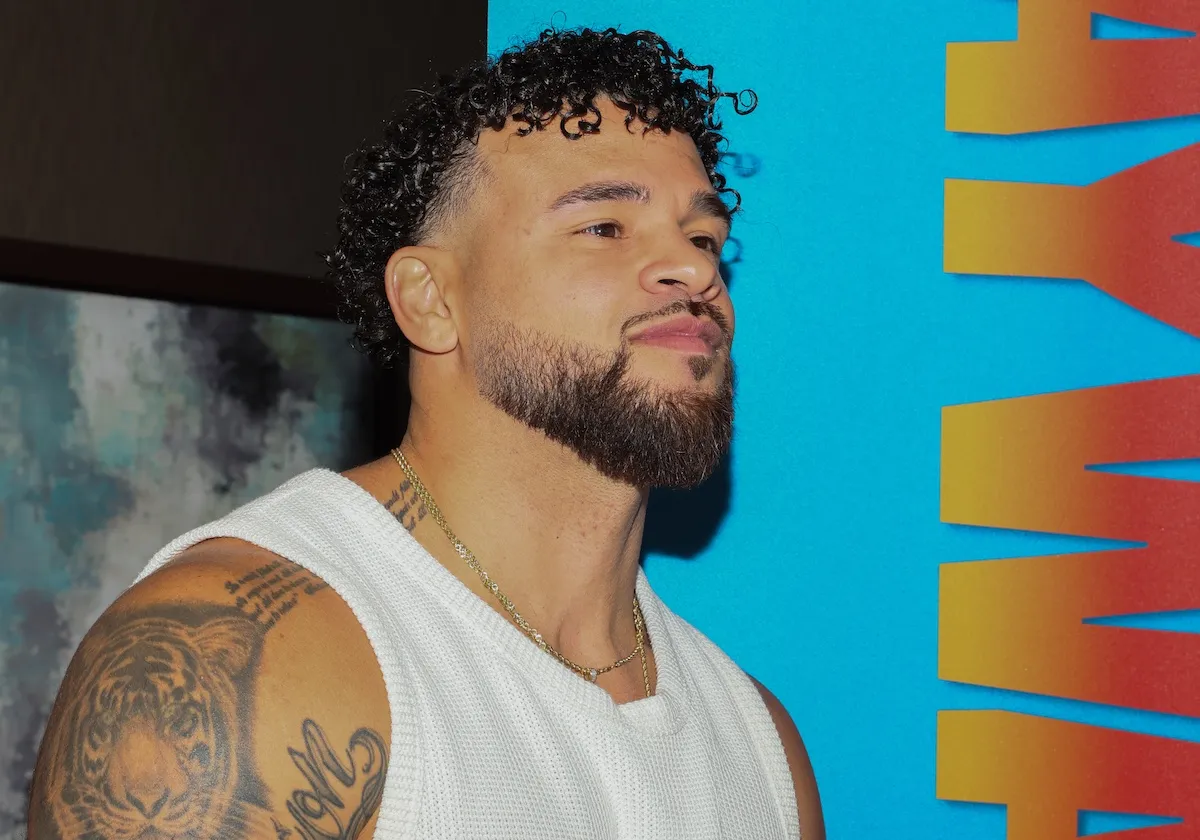 Cory Wharton of 'Teen Mom' wearing a white tank top