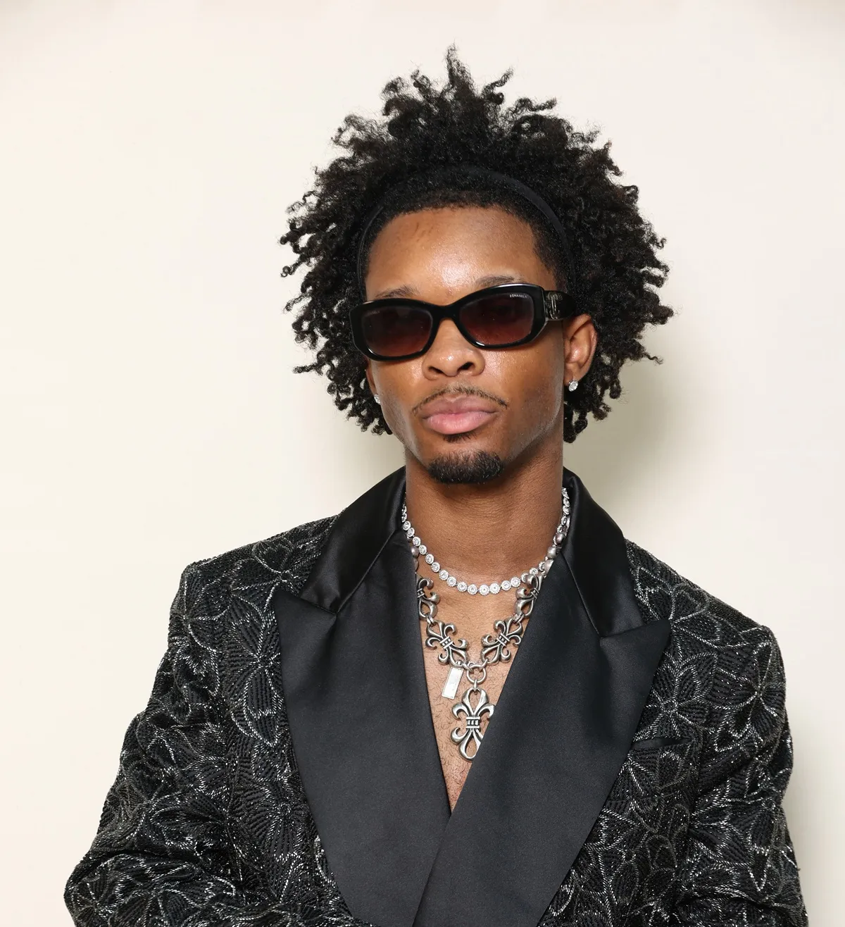 D4vd attends the Amiri Menswear Spring/Summer 2026 show as part of Paris Fashion Week on June 26, 2025 in Paris, France