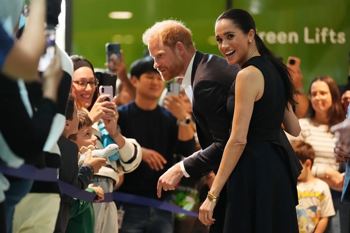 Meghan Markle and Prince Harry meet children and their families during a visit to the Royal Children’s Hospital in Melbourne, Australia