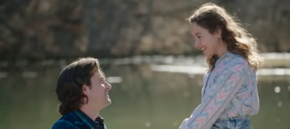 Al Robertson proposing to Lisa Robertson in 'Faith and Forgiveness: A Duck Dynasty Love Story'