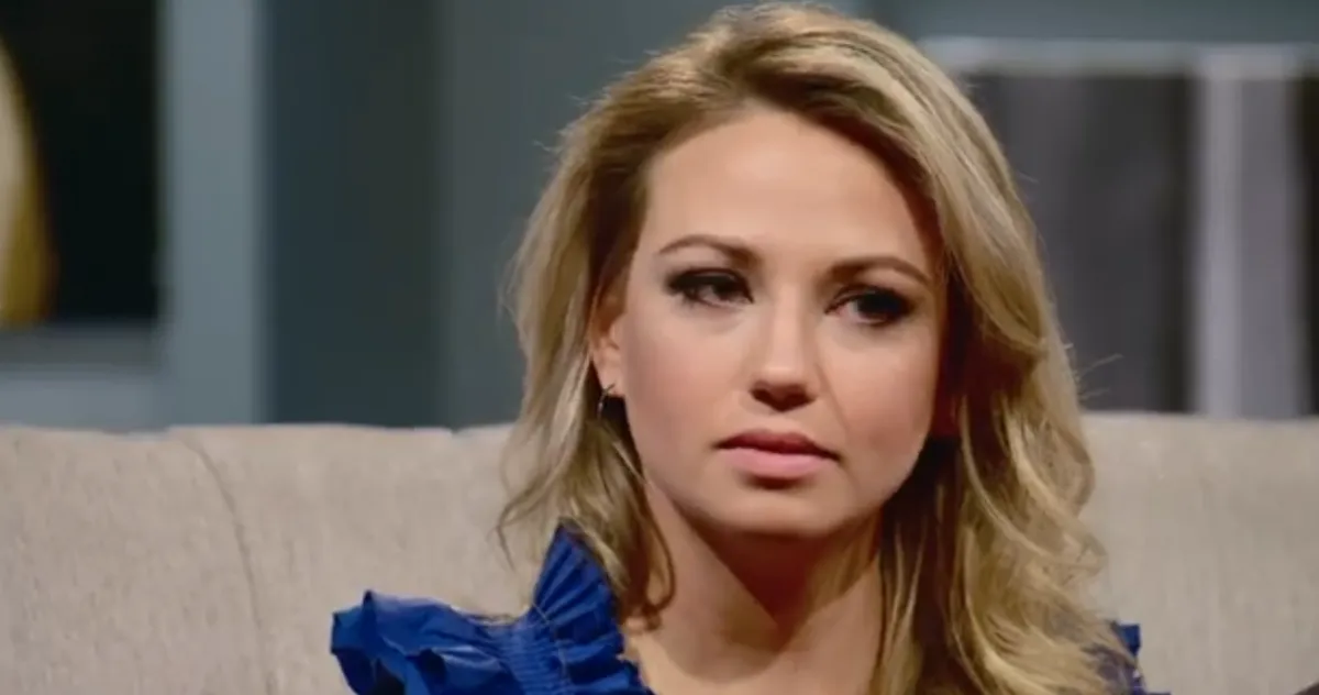 Screenshot of Cortney Hendrix in 'Married at First Sight' Season 1