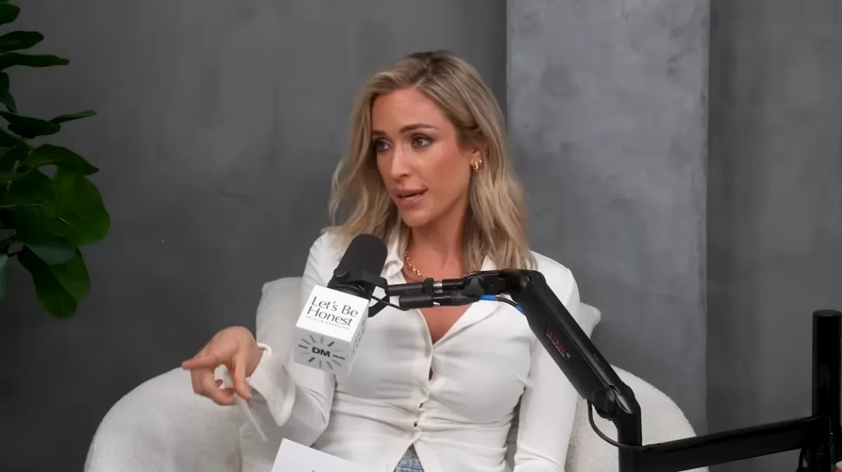 Kristin Cavallari discusses dating during an episode of her podcast