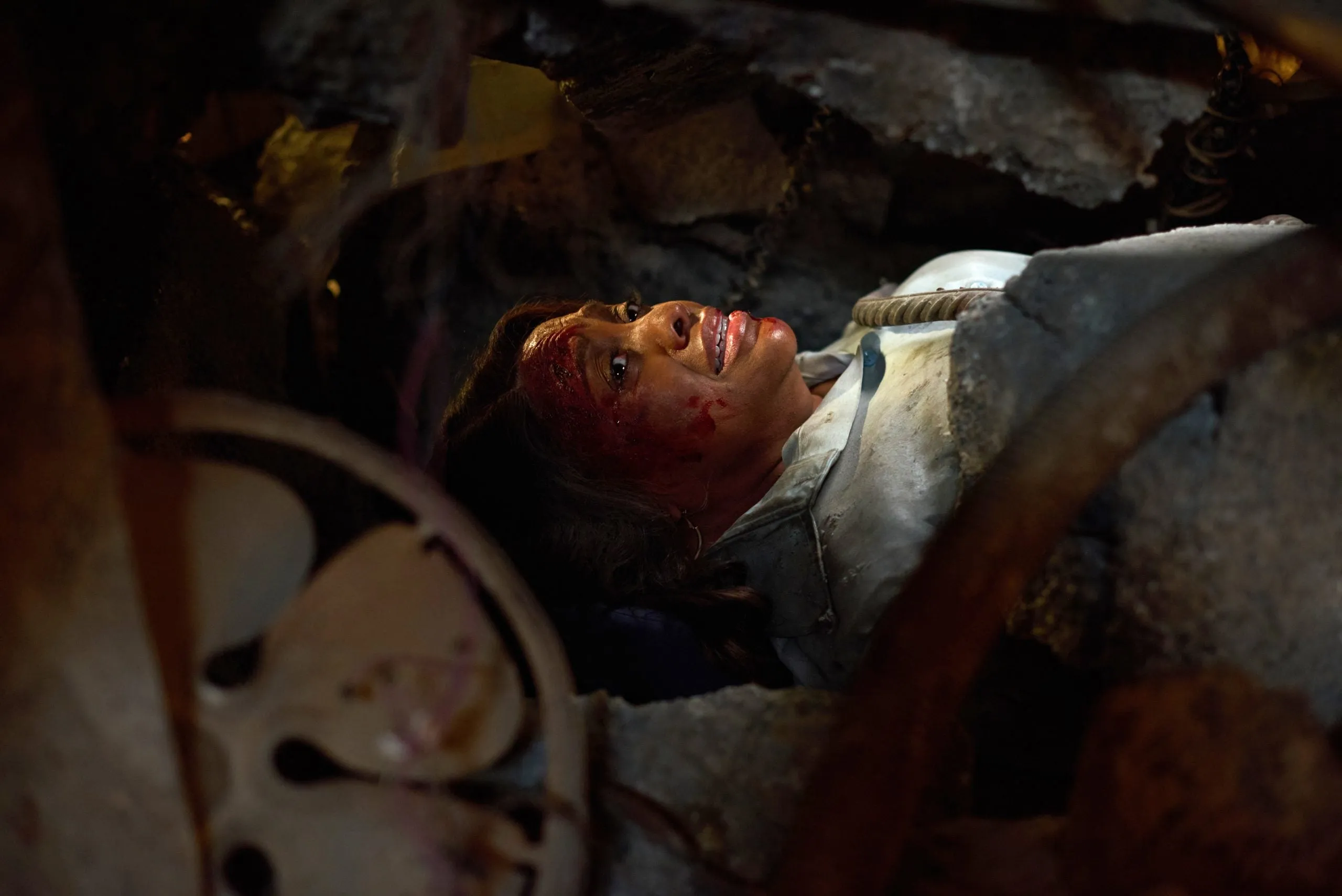 Sherri Shepherd trapped in the rubble of the World Trade Center in Lifetime's 'Angel in the Rubble'