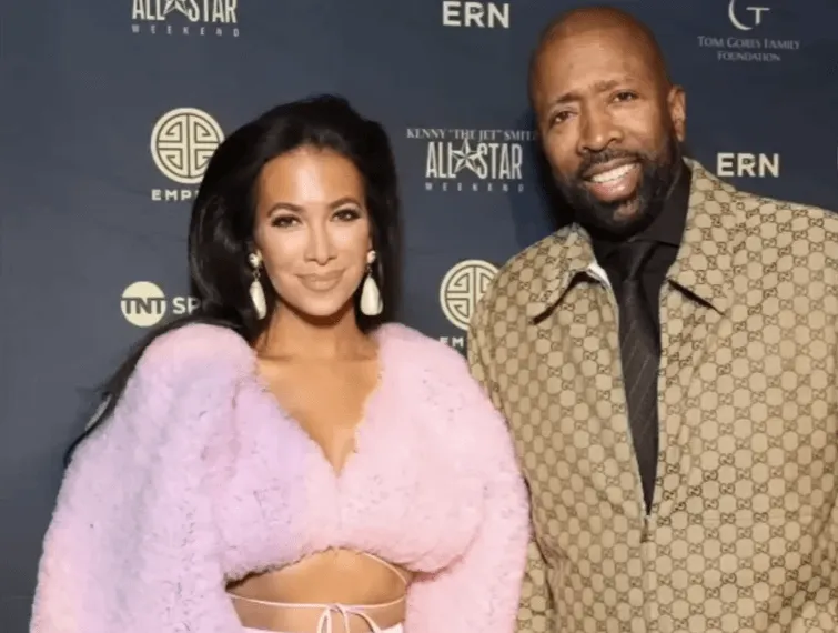 Screenshot of Kenny Smith and wife, Tia Jurcic