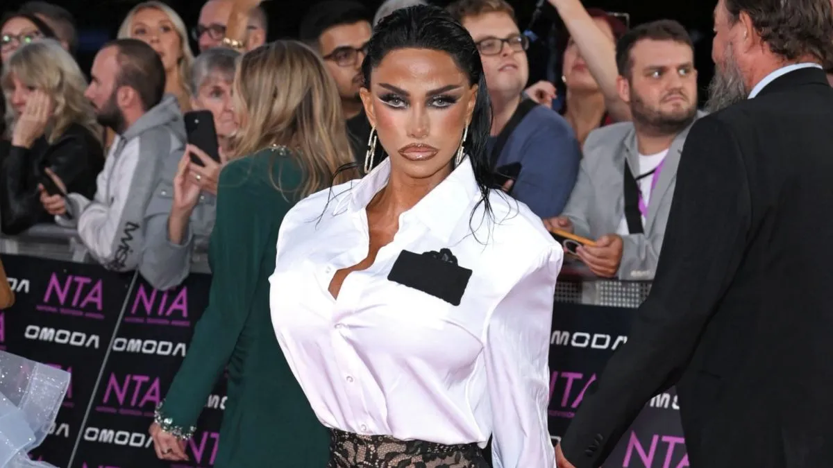 Katie Price debuted new look. (Image Credit: Instagram/@katieprice)