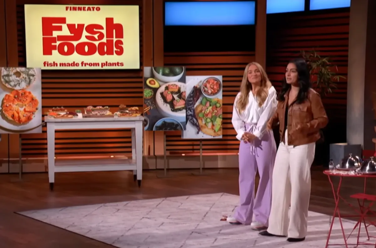Zoya Biglary and Alix Treager pitching Fysh Food on 'Shark Tank'