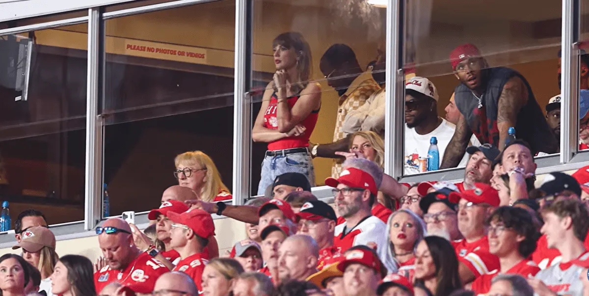 Screenshot of Taylor Swift watching Kansas City Chiefs Game