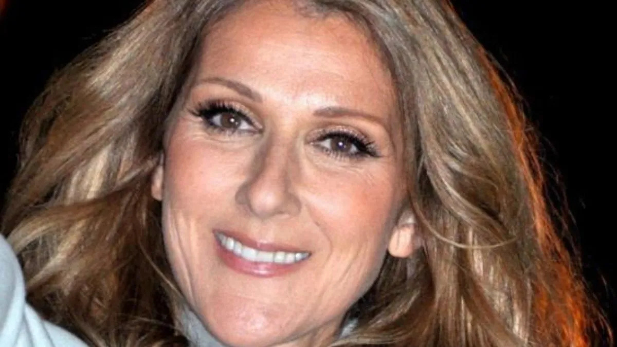 Celine Dion falls on stage. (Image Credit:Georges Biard, CC BY-SA 3.0, via Wikimedia Commons)