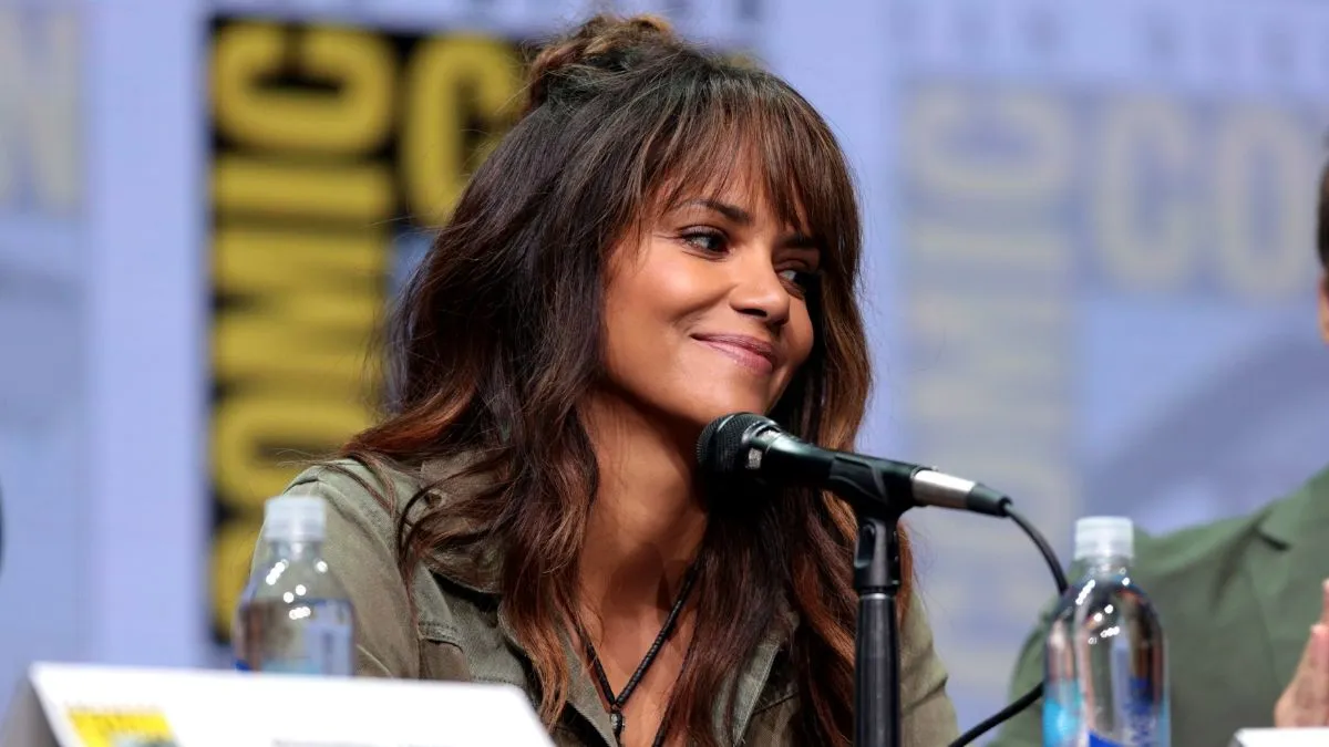 Halle Berry's daughter comes to her defense. (Image Credit:Gage Skidmore from Peoria, AZ, United States of America, CC BY-SA 2.0, via Wikimedia Commons)