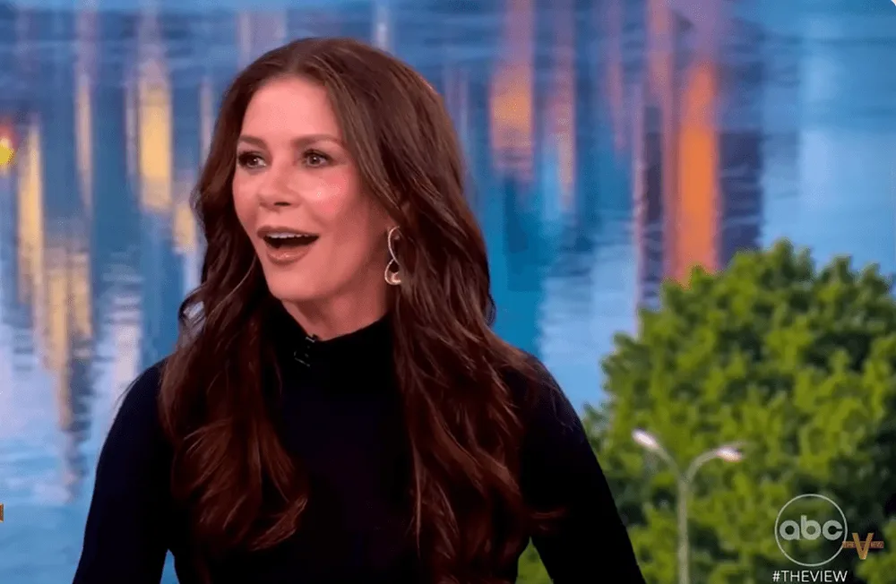 Screenshot of Catherine Zeta-Jones